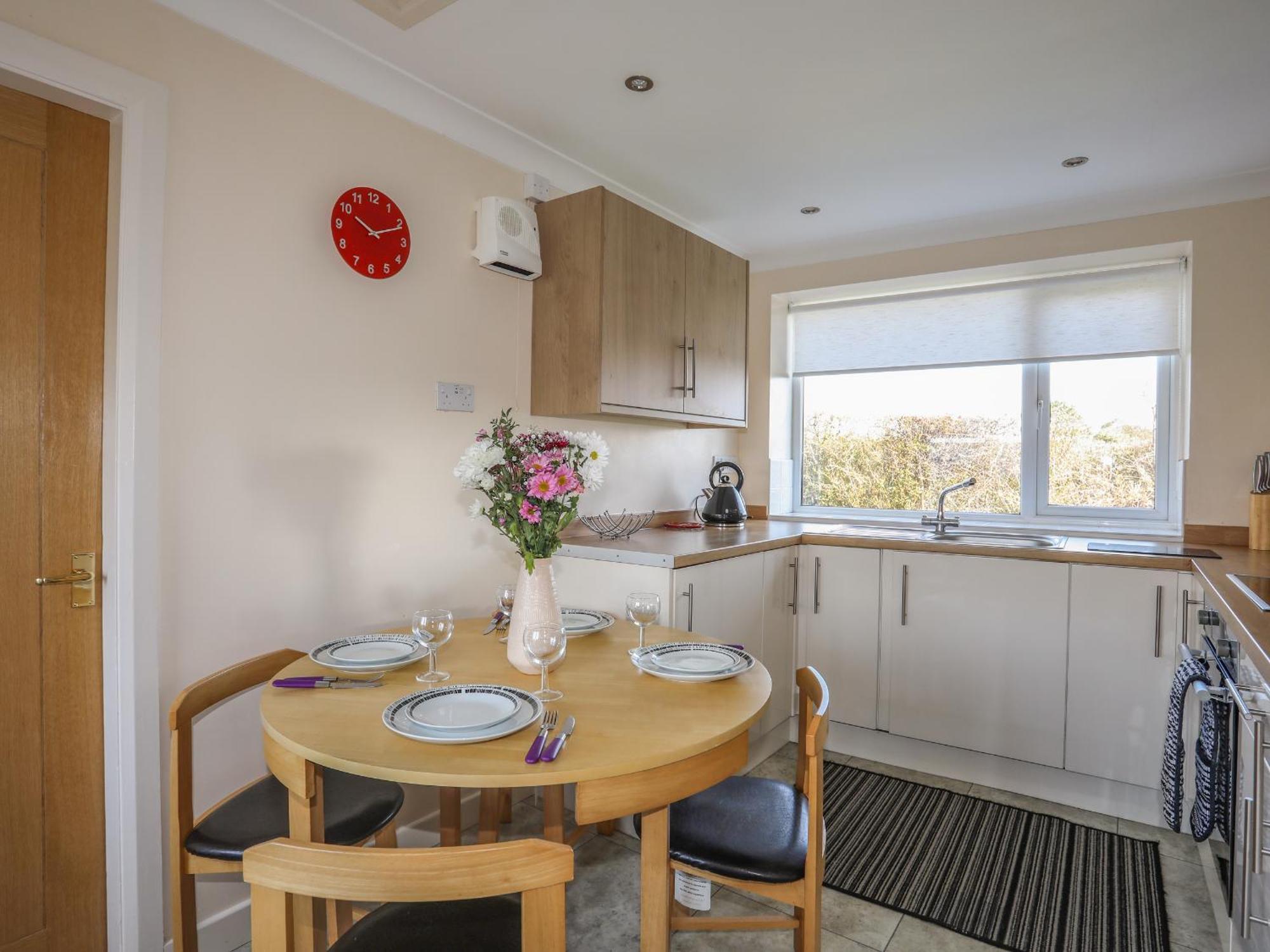 Tan Twr Farm Cottage Dwyran ภายนอก รูปภาพ